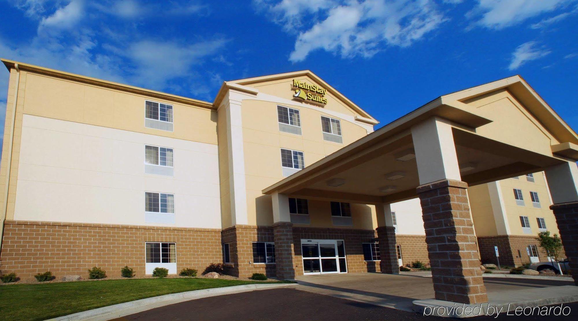 Mainstay Suites Bismarck Exterior photo